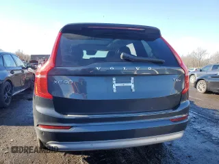 2022 Volvo XC90 Momentum with VIN YV4A22PK7N1811553, listed as a Copart auction lot 84240994 with 42,179 mi miles and Salvage Title. Bid and sale history available at carsss.com. Image 6.