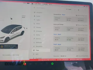 2022 Tesla Model 3 with VIN 5YJ3E1EA7NF103513, listed as a IAAI auction lot 41643592 with 35,631 mi miles and . Bid and sale history available at DreamBid. Image 18.