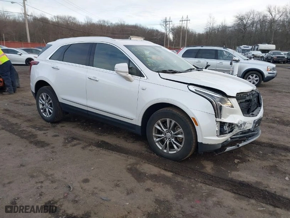 2020 Cadillac XT5 AWD Premium Luxury with VIN 1GYKNDR44LZ233767, listed as a IAAI auction lot 41250180 with 73,386 mi miles. Bid and sale history available at carsss.com. Image 1.