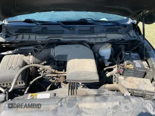 2021 Ram 1500 Tradesman z VIN 1C6RR6KG6MS549410, wystawiony jako Copart lot #74827904 z przebiegiem 122 172 mil mil oraz Czysty tytuł • Clean title. Historia ofert i sprzedaży dostępna na DreamBid. Obrazek 7.