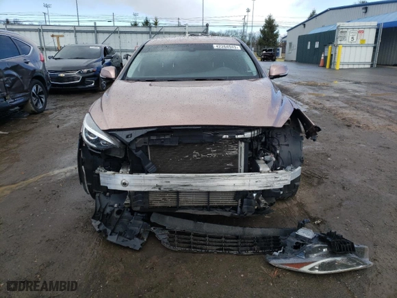 2018 Infiniti QX30 ESSENTIAL with VIN SJKCH5CP1JA045498, listed as a Copart auction lot 42264943 with 33,281 mi miles. Bid and sale history available at carsss.com. Image 5.