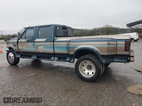 1996 Ford F-350 with VIN 1FTJW35F5TEB52509, listed as a Copart auction lot 51048475 with 199,464 mi miles and Salvage Title. Bid and sale history available at DreamBid. Image 2.