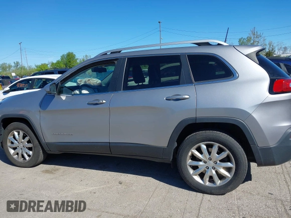 2017 Jeep Cherokee High Altitude с VIN 1C4PJMDS5HW636307, выставлен на аукционе IAAI как лот 42139393 с пробегом 70 453 миль миль и . История ставок и продаж доступна на DreamBid. Изображение 14.
