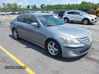 2013 Hyundai Genesis 3.8L with VIN KMHGC4DD1DU256345, listed as a IAAI auction lot 42187431 with 117,528 mi miles and . Bid and sale history available at DreamBid. Image 1.