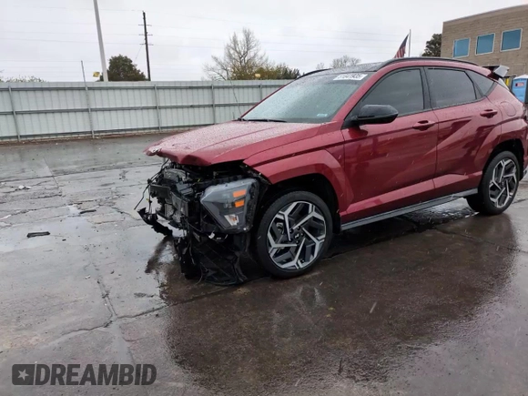 2024 Hyundai Kona N Line z VIN KM8HACA3XRU055454, wystawiony jako Copart lot #51841935 z przebiegiem 22 371 mil mil oraz Szkoda całkowita • Salvage title. Historia ofert i sprzedaży dostępna na DreamBid. Obrazek 14.