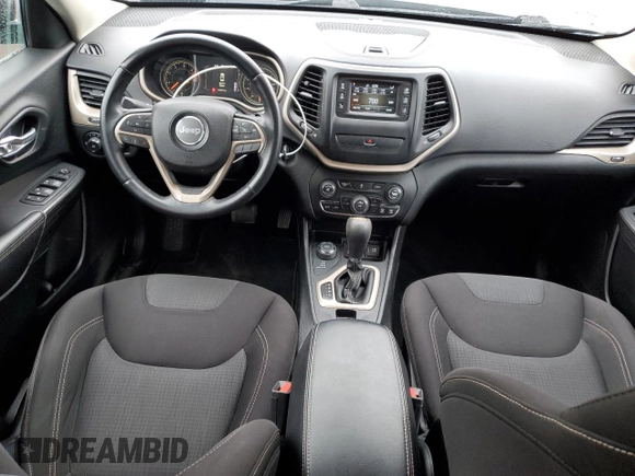 2016 Jeep Cherokee Latitude with VIN 1C4PJMCB0GW371764, listed as a Copart auction lot 47958335 with 121,571 mi miles and Salvage Title. Bid and sale history available at carsss.com. Image 8.