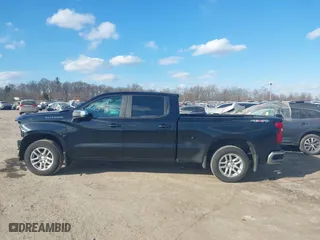 2019 Chevrolet Silverado 1500 LT with VIN 1GCUYDED2KZ282329, listed as a IAAI auction lot 41595747 with 190,000 mi miles. Bid and sale history available at carsss.com. Image 15.