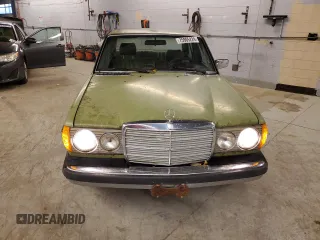 1980 Mercedes-Benz 300 с VIN 12313012180013, выставлен на аукционе Copart как лот 75965224 с пробегом 132 241 миль миль и Чистый • Clean title. История ставок и продаж доступна на DreamBid. Изображение 5.