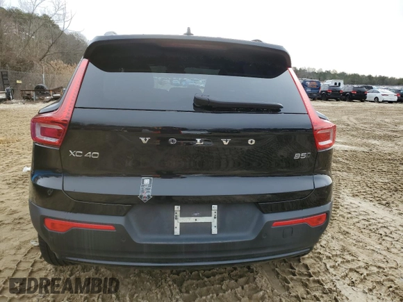 2024 Volvo XC40 Core Bright Theme с VIN YV4L12UK5R2334069, выставлен на аукционе Copart как лот 86729964 с пробегом 15 762 миль миль и Списание • Salvage title. История ставок и продаж доступна на DreamBid. Изображение 6.