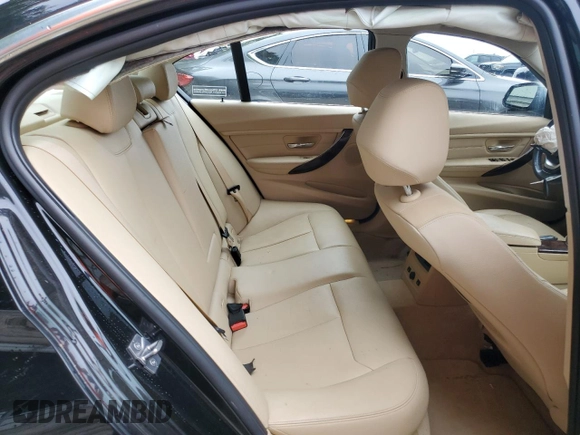 2014 BMW 3 Series 328i with VIN WBA3C1C5XEK105543, listed as a Copart auction lot 58548015 with 156,721 mi miles and Salvage title. Bid and sale history available at DreamBid. Image 10.