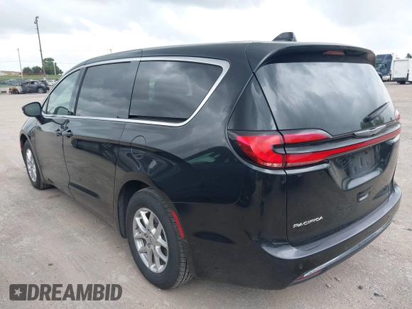 2023 Chrysler Pacifica Touring L с VIN 2C4RC1BG2PR560147, выставлен на аукционе IAAI как лот 42532832 с пробегом 62 179 миль миль и . История ставок и продаж доступна на DreamBid. Изображение 3.