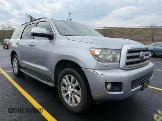 2014 Toyota Sequoia Ltd with VIN 5TDJY5G10ES106431, listed as a Copart auction lot 55072555 with 289,604 mi miles and Clean Title. Bid and sale history available at carsss.com. Image 1.