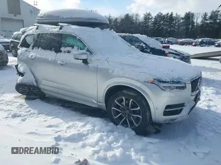 2016 Volvo XC90 T6 Momentum with VIN YV4A22PK0G1077616, listed as a IAAI auction lot 41593610 with 117,782 mi miles. Bid and sale history available at carsss.com. Image 1.