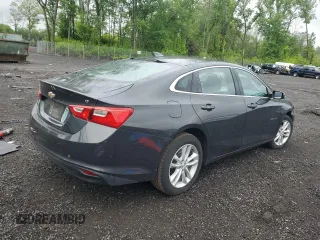 2018 Chevrolet Malibu LT z VIN 1G1ZD5ST7JF141610, wystawiony jako Copart lot #58846055 z przebiegiem 33 211 mil mil oraz Szkoda całkowita • Salvage title. Historia ofert i sprzedaży dostępna na DreamBid. Obrazek 3.