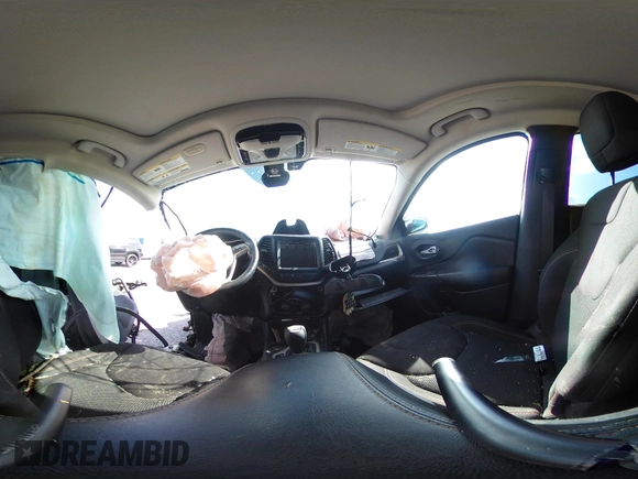 2017 Jeep Cherokee Latitude with VIN 1C4PJLCB1HW549709, listed as a IAAI auction lot 40443533 with Not Provided miles and . Bid and sale history available at DreamBid. Image 19.