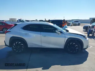 2020 Lexus UX 250h with VIN JTHP9JBH4L2024838, listed as a IAAI auction lot 41479996 with 72,259 mi miles and . Bid and sale history available at DreamBid. Image 13.