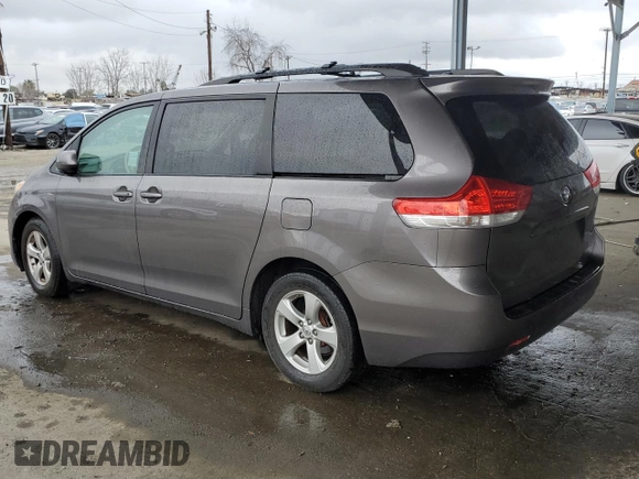 2014 Toyota Sienna LE AAS with VIN 5TDKK3DC0ES522477, listed as a Copart auction lot 49006355 with 136,980 mi miles and Salvage Title. Bid and sale history available at carsss.com. Image 2.