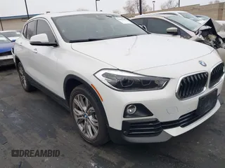 2020 BMW X2 sDrive28i with VIN WBXYH9C02L5P59822, listed as a IAAI auction lot 41893205 with 1 mi miles. Bid and sale history available at carsss.com. Image 1.