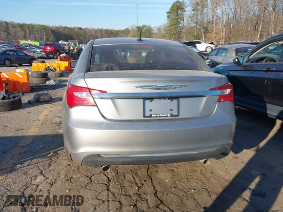 2013 Chrysler 200 LX with VIN 1C3CCBAG0DN739457, listed as a IAAI auction lot 41326667 with 82,537 mi miles. Bid and sale history available at carsss.com. Image 16.
