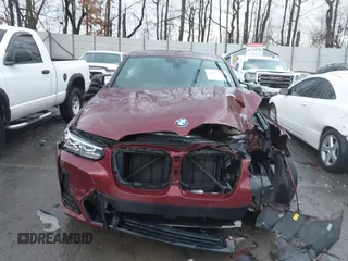 2022 BMW X4 M40i with VIN 5UX43DT09N9J96761, listed as a IAAI auction lot 41675333 with 1 mi miles. Bid and sale history available at carsss.com. Image 13.