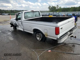1995 Ford F-150 z VIN 1FTDF15Y6SNA77319, wystawiony jako Copart lot #51218795 z przebiegiem Nie podano mil oraz Nie do naprawy • Non repairable. Historia ofert i sprzedaży dostępna na DreamBid. Obrazek 2.
