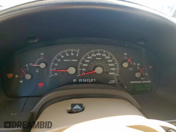 2004 Ford Expedition Eddie Bauer with VIN 1FMPU18L04LB25510, listed as a Copart auction lot 55862235 with 294,959 mi miles and Salvage title. Bid and sale history available at DreamBid. Image 9.