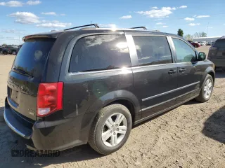 2017 Dodge Grand Caravan Crew Plus with VIN 2C4RDGDGXHR783745, listed as a Copart auction lot 74687684 with 131,657 mi miles and Clean Title. Bid and sale history available at DreamBid. Image 3.
