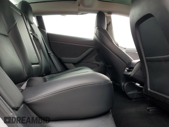 2021 Tesla Model 3 Standard Range Plus z VIN 5YJ3E1EA9MF017537, wystawiony jako Copart lot #55421165 z przebiegiem 40 681 mil mil oraz Szkoda całkowita • Salvage title. Historia ofert i sprzedaży dostępna na DreamBid. Obrazek 10.
