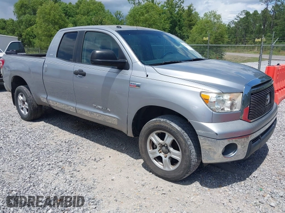2010 Toyota Tundra z VIN 5TFUW5F16AX119032, wystawiony jako IAAI lot #42442454 z przebiegiem 221 804 mil mil oraz . Historia ofert i sprzedaży dostępna na DreamBid. Obrazek 1.