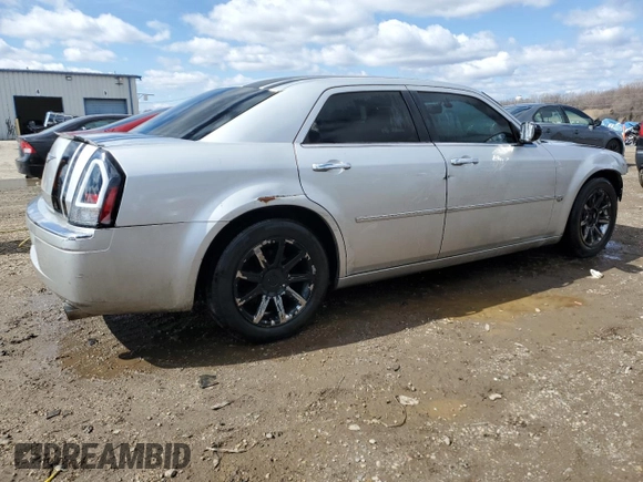 2006 Chrysler 300 C with VIN 2C3KA63H26H198177, listed as a Copart auction lot 48329365 with 197,464 mi miles and Salvage Title. Bid and sale history available at carsss.com. Image 3.