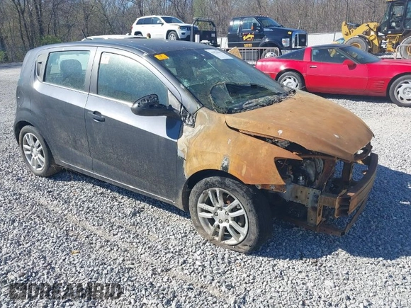 2013 Chevrolet Sonic LT with VIN 1G1JC6SH2D4195852, listed as a IAAI auction lot 41878805 with 1 mi miles. Bid and sale history available at carsss.com. Image 1.