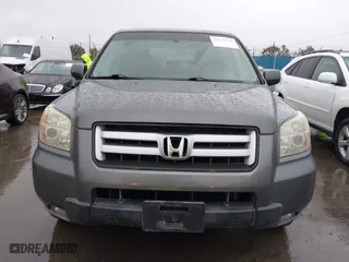 2007 Honda Pilot EX-L with VIN 5FNYF28617B024003, listed as a IAAI auction lot 41479218 with 201,868 mi miles. Bid and sale history available at carsss.com. Image 12.