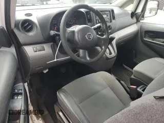 2017 Nissan NV200 S z VIN 3N6CM0KN6HK710399, wystawiony jako Copart lot #58844835 z przebiegiem 169 858 mil mil oraz Szkoda całkowita • Salvage title. Historia ofert i sprzedaży dostępna na DreamBid. Obrazek 8.