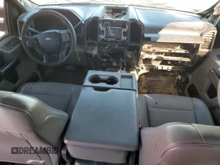 2018 Ford F-350 XL с VIN 1FT8W3BT7JEB64795, выставлен на аукционе Copart как лот 85043604 с пробегом Не указан миль и Списание • Salvage title. История ставок и продаж доступна на DreamBid. Изображение 8.