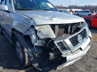 2012 Nissan Pathfinder LE with VIN 5N1AR1NN0CC609284, listed as a IAAI auction lot 41544407 with 278,441 mi miles. Bid and sale history available at carsss.com. Image 6.