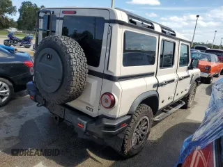 2024 Ineos Grenadier z VIN SC6GM1CAXRF006624, wystawiony jako Copart lot #74881374 z przebiegiem Nie podano mil oraz Nie do naprawy. Historia ofert i sprzedaży dostępna na DreamBid. Obrazek 3.