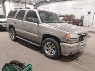 2001 GMC Yukon SLT z VIN 1GKEK13T21J175667, wystawiony jako IAAI lot #41454905 z przebiegiem 191 726 mil mil oraz . Historia ofert i sprzedaży dostępna na DreamBid. Obrazek 1.