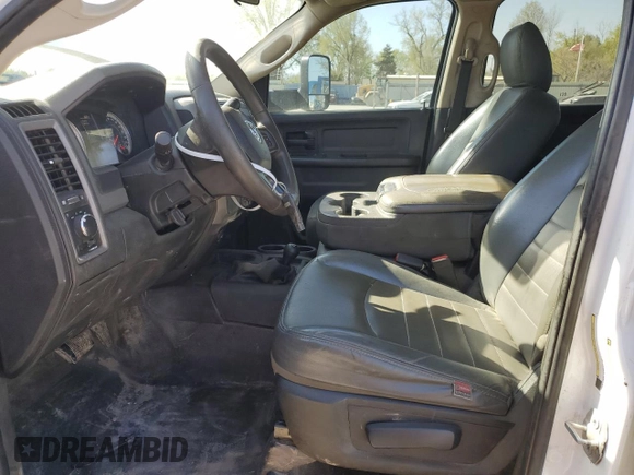 2018 Ram 5500 Tradesman with VIN 3C7WRNFL2JG371658, listed as a Copart auction lot 52543245 with 150,250 mi miles and Salvage title. Bid and sale history available at DreamBid. Image 7.
