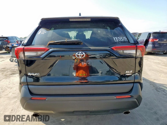 2022 Toyota RAV4 XLE with VIN 2T3P1RFV4NW292113, listed as a Copart auction lot 58870175 with 56,921 mi miles and Salvage title. Bid and sale history available at DreamBid. Image 6.
