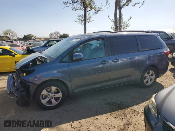 2016 Toyota Sienna LE AAS with VIN 5TDKK3DC8GS744252, listed as a Copart auction lot 48638345 with 92,499 mi miles and Salvage Title. Bid and sale history available at carsss.com. Image 1.