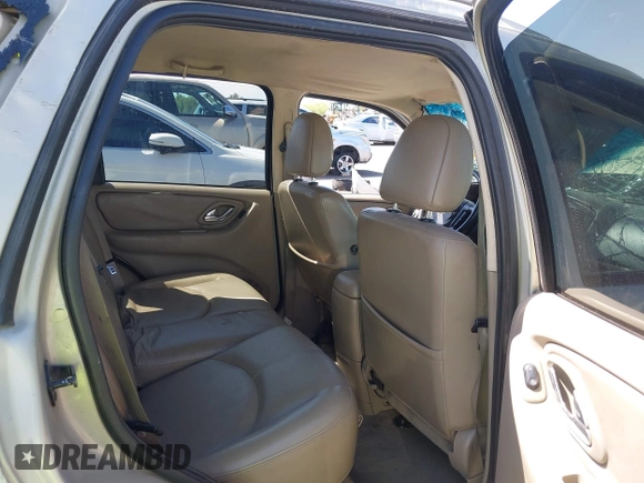 2005 Mazda Tribute i with VIN 4F2YZ02Z75KM56108, listed as a IAAI auction lot 42022864 with Not Provided miles and . Bid and sale history available at carsss.com. Image 8.
