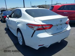 2019 Toyota Camry LE z VIN 4T1B11HK6KU754349, wystawiony jako IAAI lot #42262271 z przebiegiem 77 312 mil mil oraz . Historia ofert i sprzedaży dostępna na DreamBid. Obrazek 3.