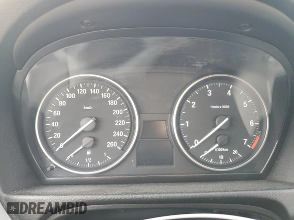 2009 BMW 3 Series 323i with VIN WBAPG735X9A641364, listed as a Copart auction lot 51999805 with Not provided miles and Clean title. Bid and sale history available at DreamBid. Image 9.