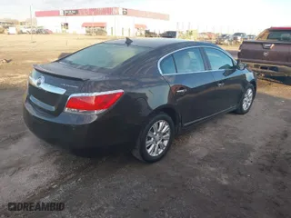 2013 Buick LaCrosse Leather with VIN 1G4GC5ER7DF152107, listed as a IAAI auction lot 41367942 with 181,671 mi miles. Bid and sale history available at carsss.com. Image 4.