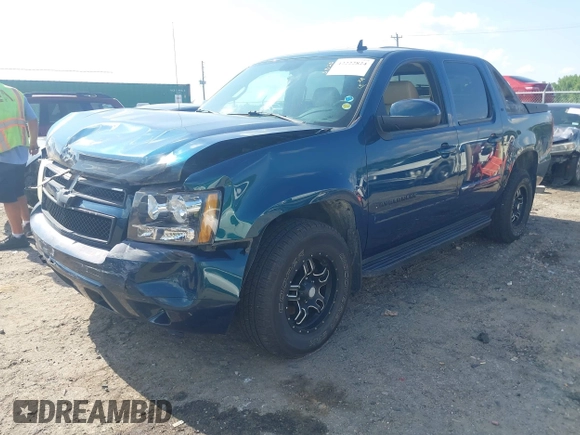 2007 Chevrolet Avalanche LTZ z VIN 3GNFK12367G124840, wystawiony jako IAAI lot #42222824 z przebiegiem 210 763 mil mil oraz . Historia ofert i sprzedaży dostępna na DreamBid. Obrazek 2.