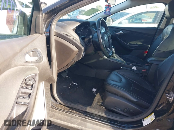 2015 Ford Focus SE with VIN 1FADP3F22FL306055, listed as a IAAI auction lot 41966475 with 139,228 mi miles. Bid and sale history available at carsss.com. Image 5.