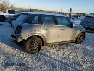 2022 MINI Hardtop 4 Door Cooper z VIN WMW33DK03N2R06435, wystawiony jako Copart lot #42131665 z przebiegiem 29 690 mil mil oraz Szkoda całkowita • Salvage title. Historia ofert i sprzedaży dostępna na DreamBid. Obrazek 3.