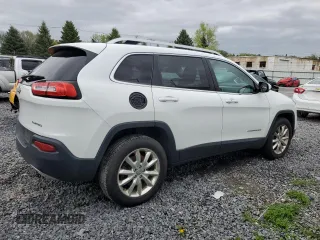 2015 Jeep Cherokee Limited with VIN 1C4PJMDS5FW550816, listed as a Copart auction lot 56068675 with 114,160 mi miles and Clean Title. Bid and sale history available at DreamBid. Image 3.