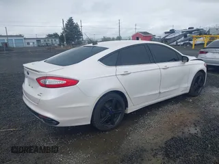 2016 Ford Fusion SE with VIN 3FA6P0H97GR375120, listed as a IAAI auction lot 41899285 with 143,933 mi miles and . Bid and sale history available at carsss.com. Image 4.
