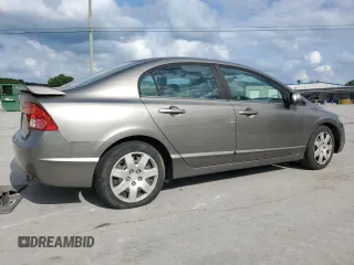 2008 Honda Civic LX z VIN 2HGFA16528H338878, wystawiony jako Copart lot #58849355 z przebiegiem 193 528 mil mil oraz Czysty tytuł • Clean title. Historia ofert i sprzedaży dostępna na DreamBid. Obrazek 3.